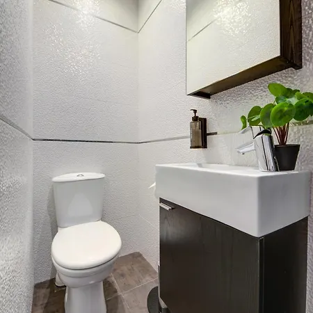 Stylish 2bedroom Penthouse In St Julians 502 شقة